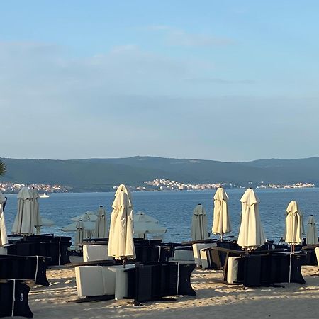 Nesebar cozy Studio 302b Apartment Bagian luar foto