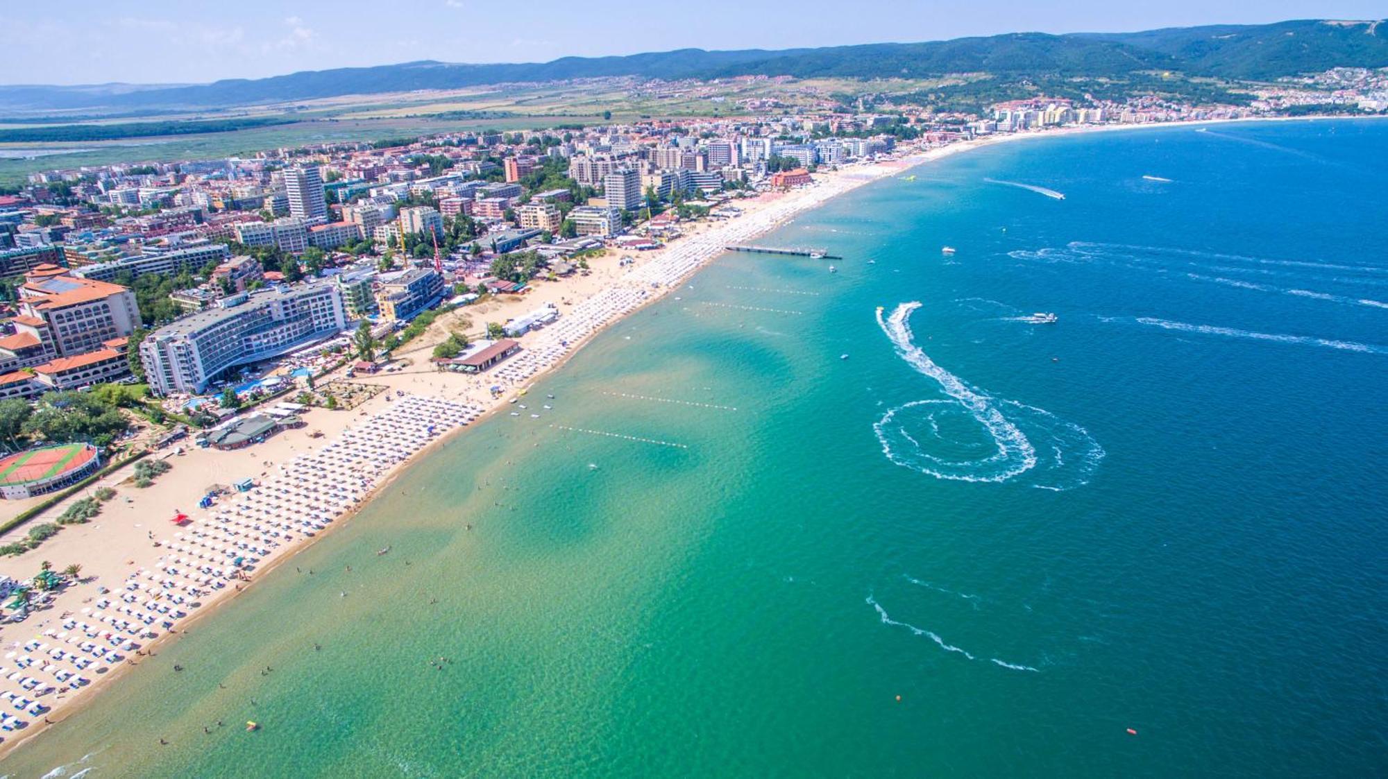 Nesebar cozy Studio 302b Apartment Bagian luar foto